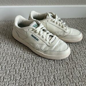 Reebok Sneakers